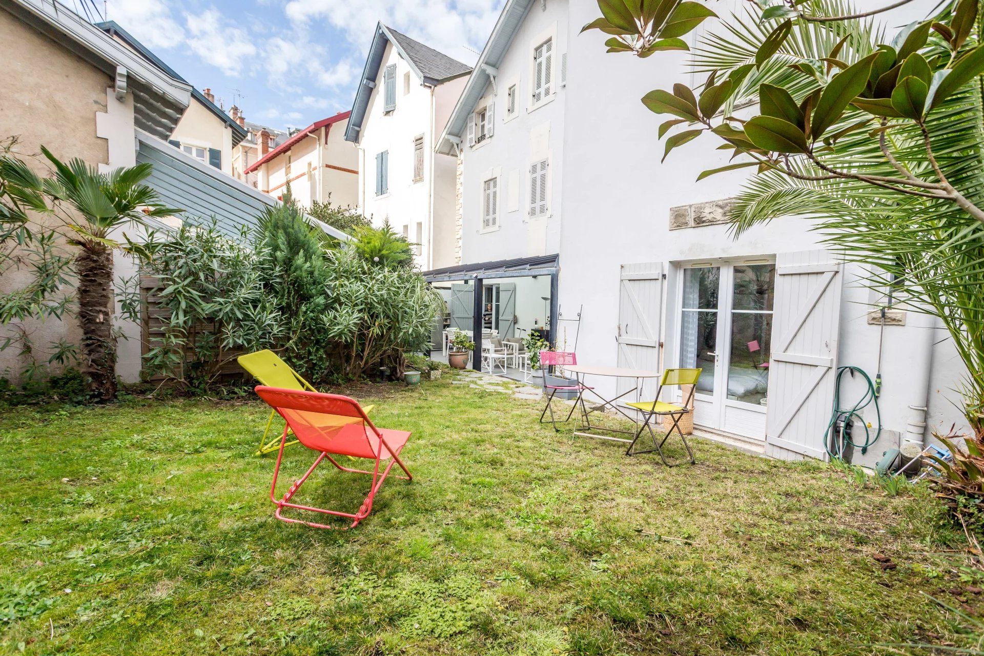 APPARTEMENT T3  Terrasse et  jardin en NUE PROPRIETE